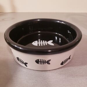 Signature Housewares Fish Bones Cat Bowl, Small